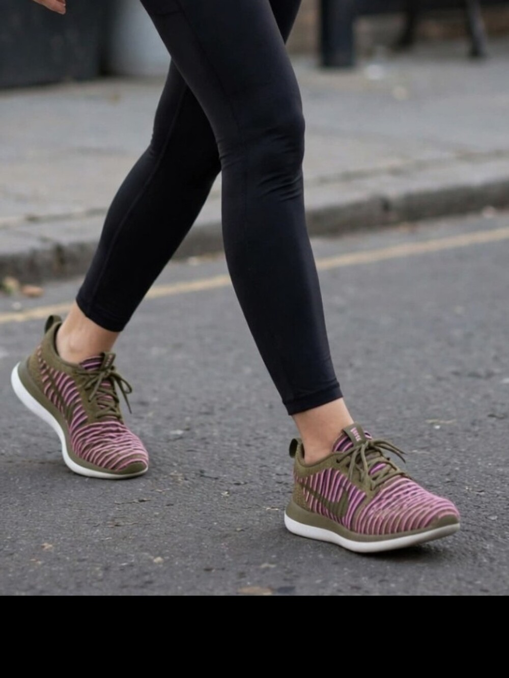 Nike Olive Green Briwn ] Ya - Picture 2 of 3